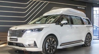 KIA Sedona 2021 ra mắt phiên bản Hi-Limousine: Cao cấp xứng tầm chủ tịch?